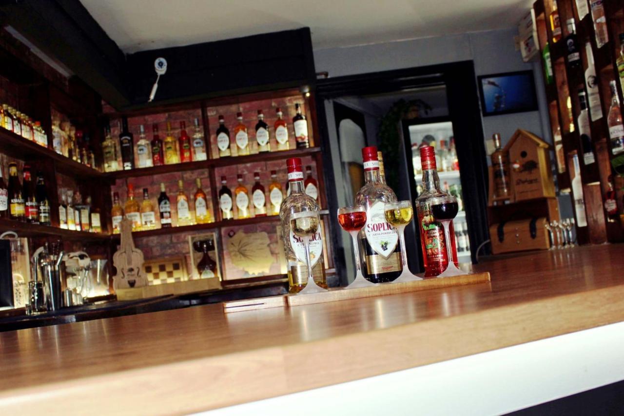 The Dove Inn Micheldever Экстерьер фото